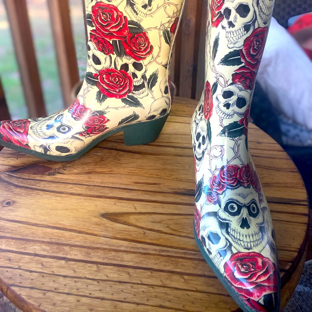 Nomad Rain Boots | size 8